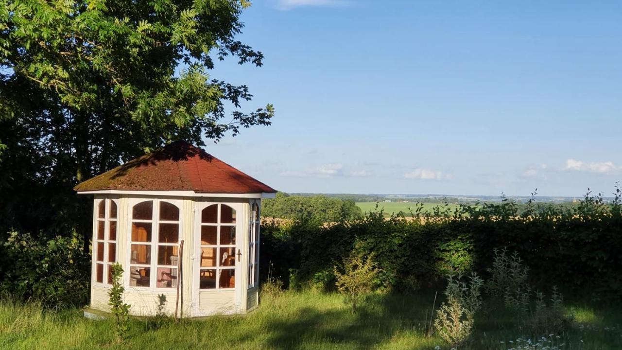 Schloss Lelkendorf Apartment Ulrichshusen Maisonette Fewo Mecklenburger Seenplatte Mit Dachterrasse Naehe Ostsee Екстериор снимка